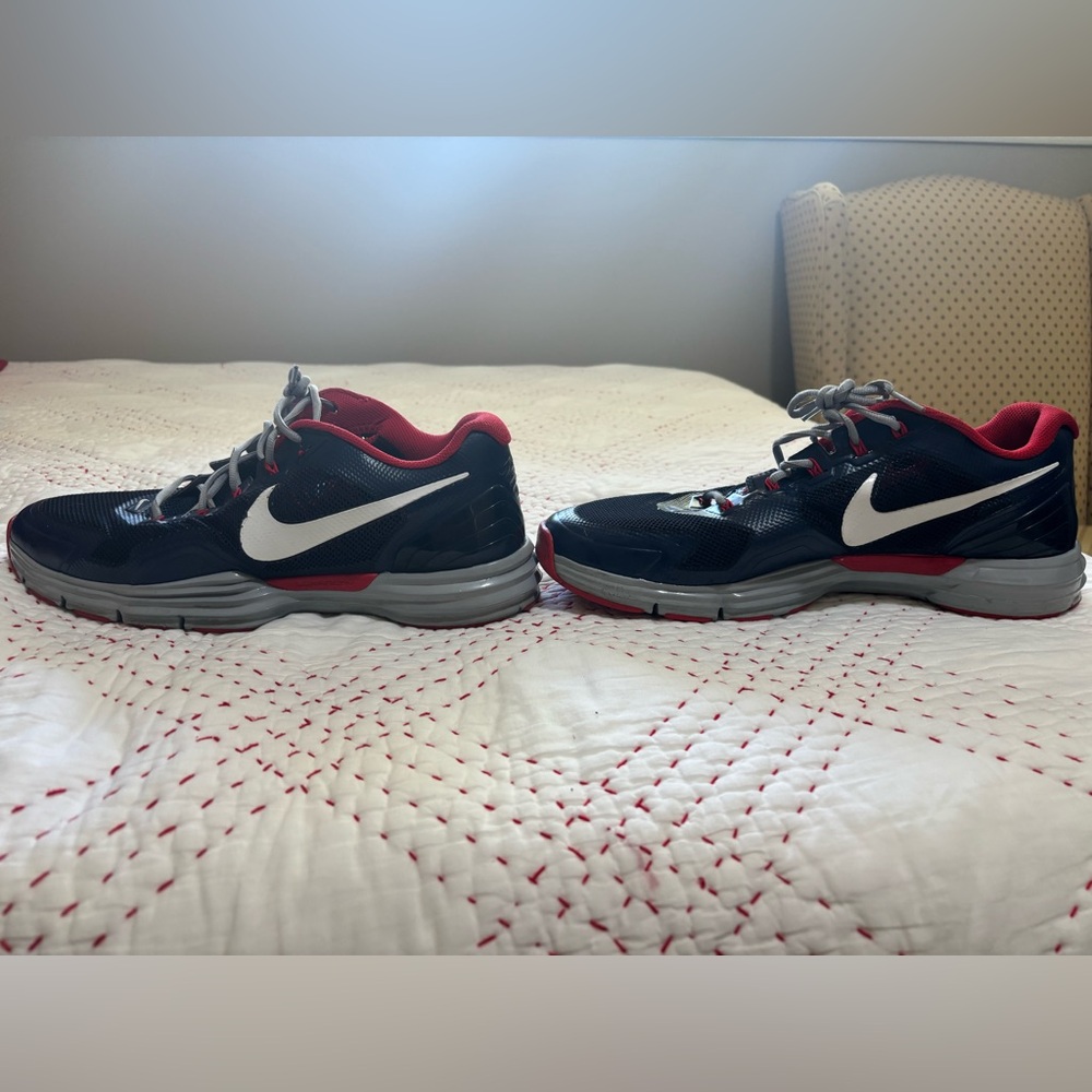 Patriots team-issued Nike size 15